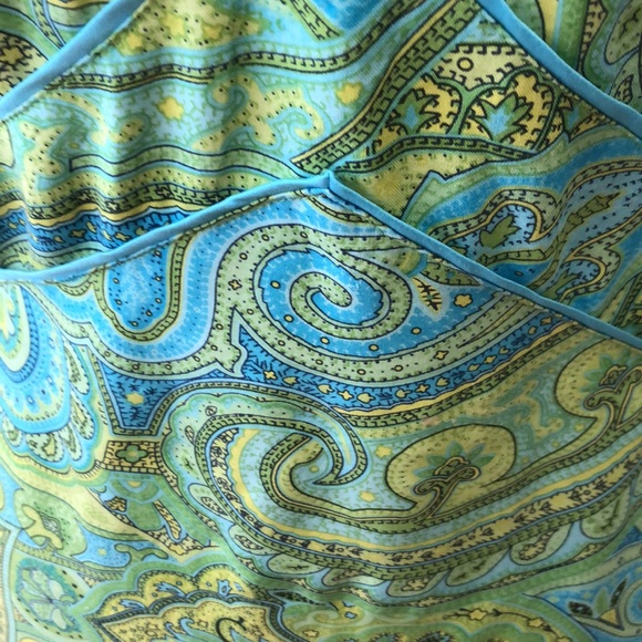 Silk Dress Paisley. - Picture 6 of 7